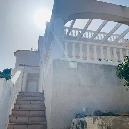 Casa Blanca *