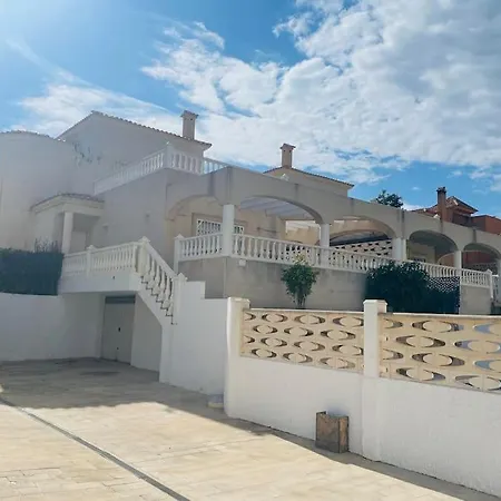 Villa Casa Blanca